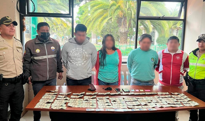 😲 Cobro ilícito del bono: ¡Policía pone fin a la farsa en Píllaro!