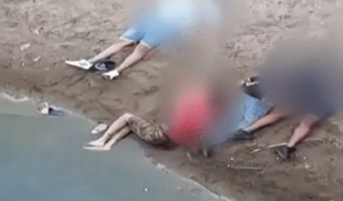 ¡Baño de sangre en Puerto López! 3 asesinados y 1 herido 🚨🌴