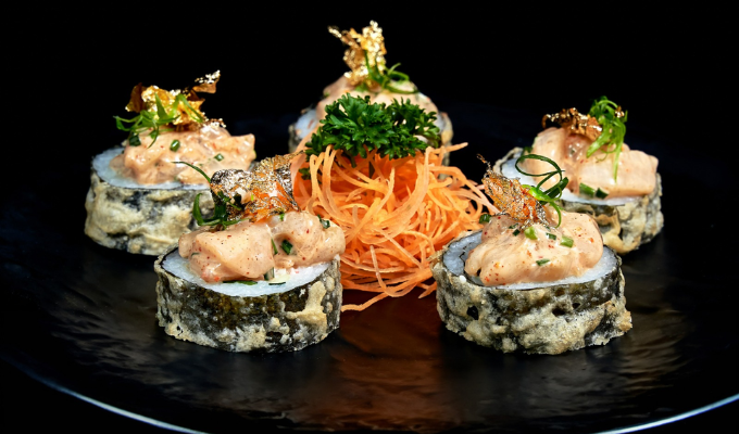 🍣 "Sushi Fusión": El auge que transforma la gastronomía ecuatoriana.