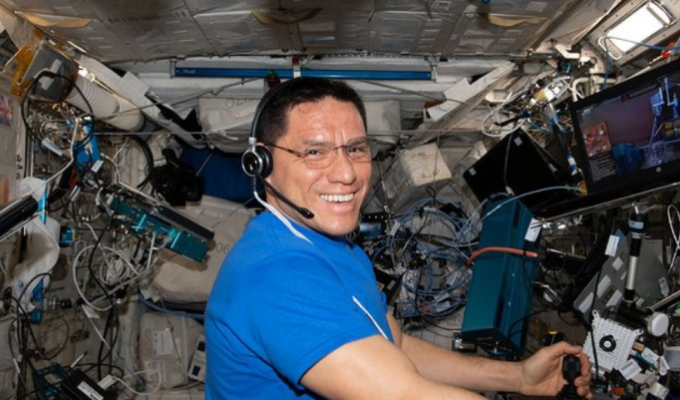 Frank Rubio ¡El héroe salvadoreño que desafió el espacio!