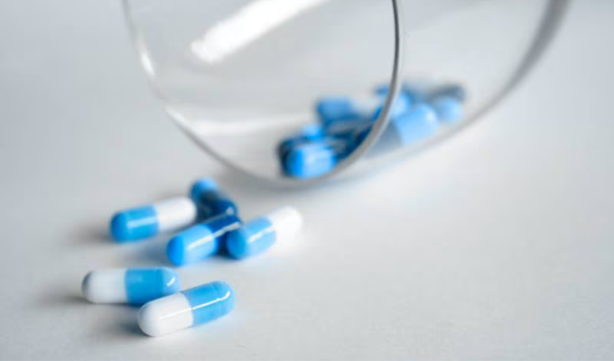 Ofrecía trabajo y drogaba con pastilla Covid-19 para violar en Ambato