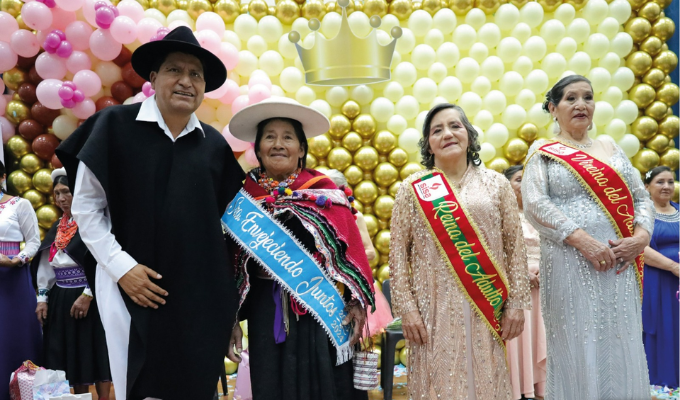 💃Brillo, tradición y alegría: ¡Descubre a la Reina del Adulto Mayor