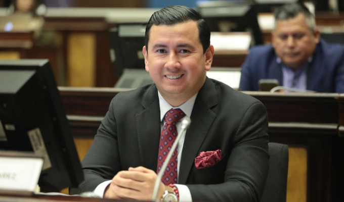 Ferdinan Álvarez rompe lazos con Revolución Ciudadana!