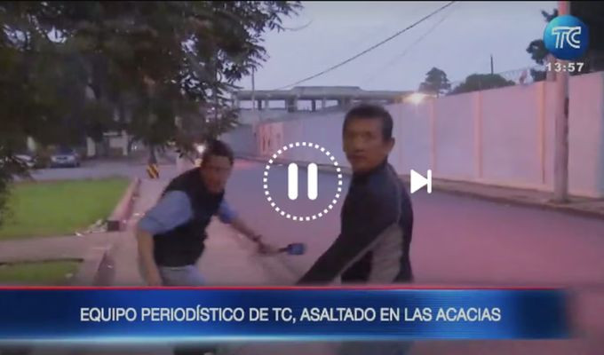 Asaltan a periodista de TC Televisión durante transmisión en vivo
