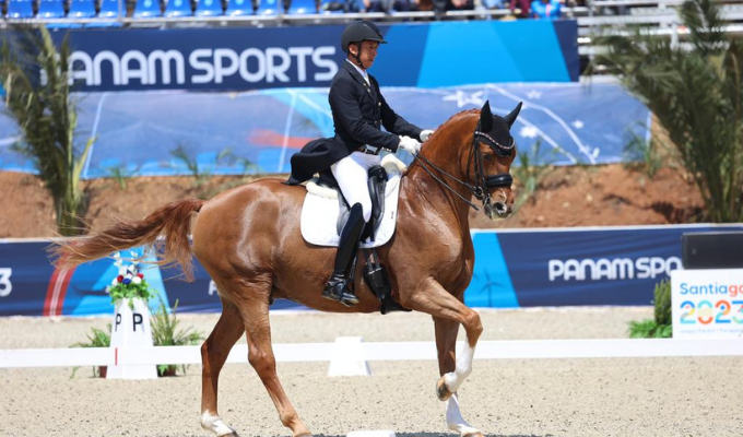 ¡Julio Mendoza cabalga hacia París! Ecuatoriano en Olímpicos 2024.