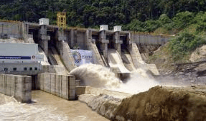 Escasez de agua amenaza con apagones prolongados en Ecuador