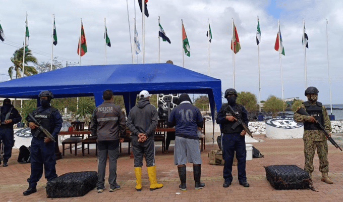 Armada Ecuatoriana da golpe al narcotráfico en las islas Galápagos
