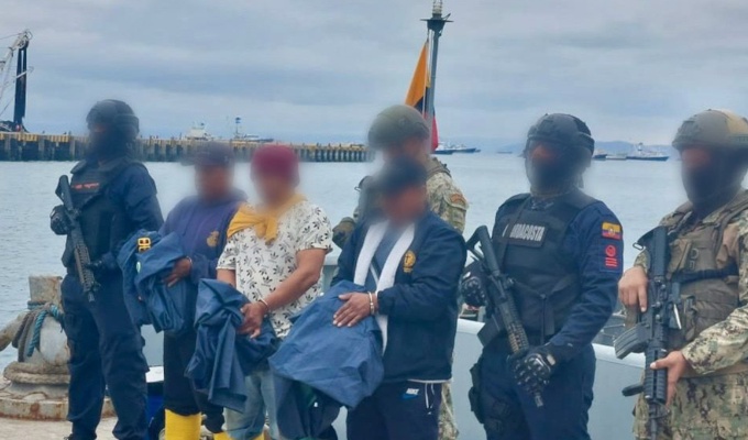 Tres Detenidos en Manta por Traficar 1,73 Toneladas de Cocaína