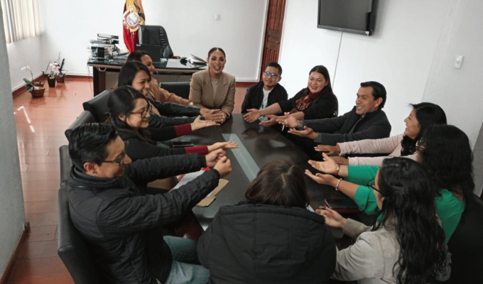 Salud mental en instituciones educativas: DECE adquieren experiencia