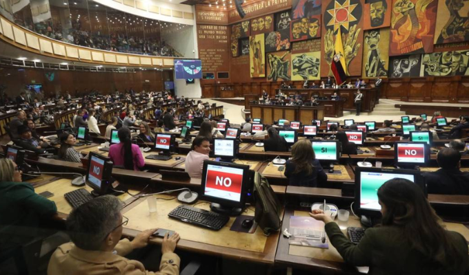Movimiento Construye Busca Cambio Constitucional para Extraditar