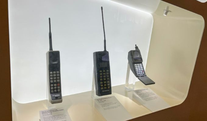 40 años del primer celular: El DynaTAC 8000x de Motorola