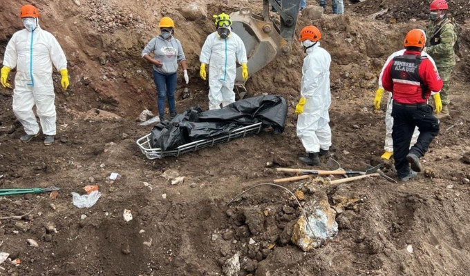 Deslave en Alausí: Cifra de muertos sube a 62, 13 aún desaparecidos