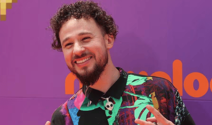 Luisito Comunica Cuestiona el Récord Guinness de Kimberly Loaiza