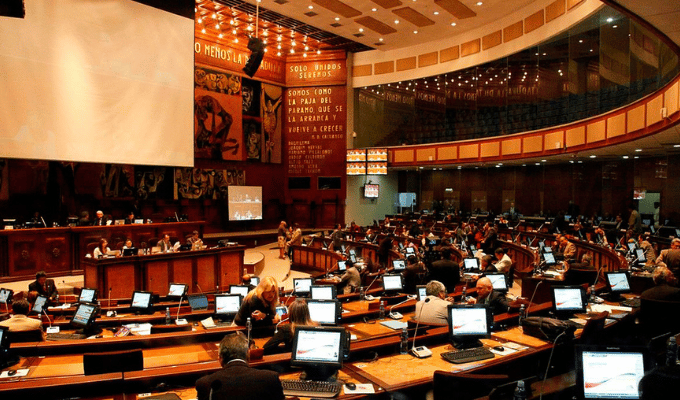La Asamblea Reactiva Seis Juicios Políticos Pendientes en la Mira