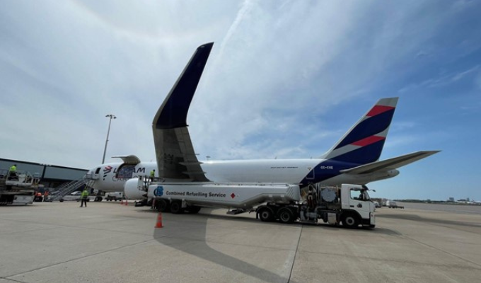Invierten en Combustible Sostenible para Transporte Aéreo de Flores