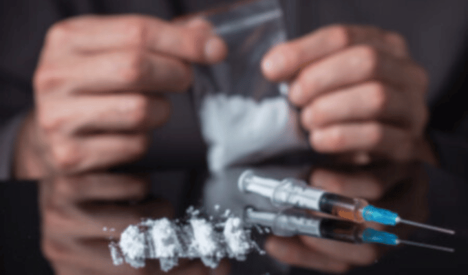 Nuevos Criterios Judiciales para Casos de Porte de Drogas en Ecuador