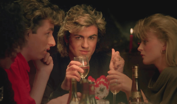 ‘Last Christmas’ de Wham!: 39 Años Después, ¡Número Uno en Navidad!